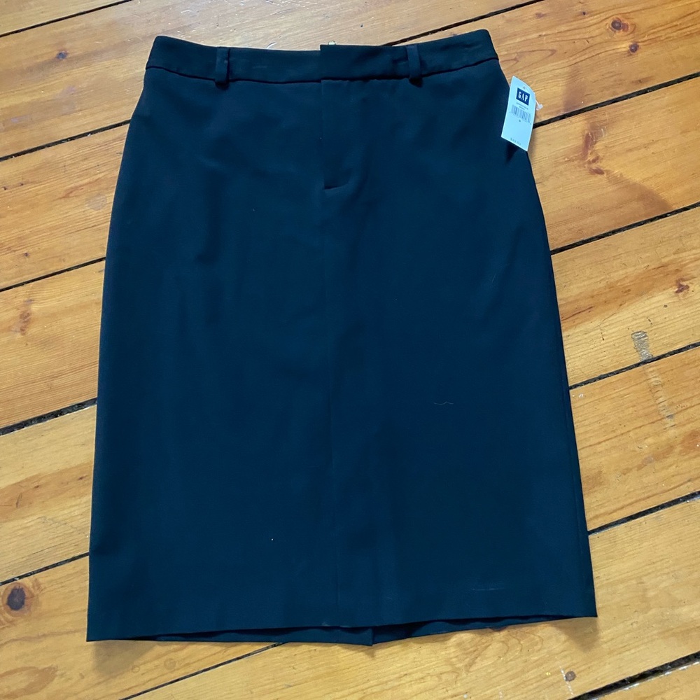 GAP NWT Classic Black Pencil Skirt size 6